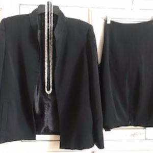 Kasper  Black Suit 12P